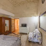 Apart-hotel Casolare Lodedo