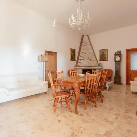 Casolare Lodedo Lejlighedshotel