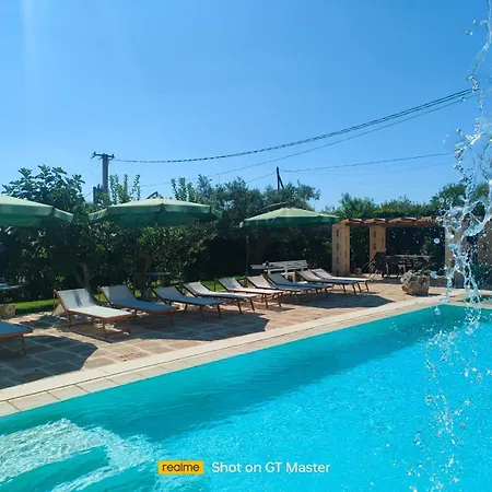 Casolare Lodedo Apartmanhotel 4*